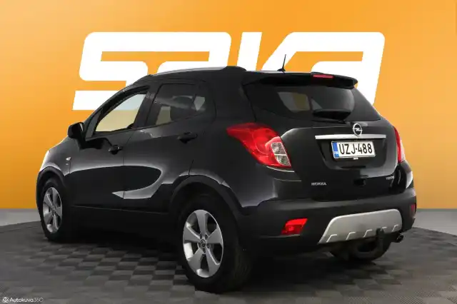 Musta Maastoauto, Opel Mokka – UZJ-488
