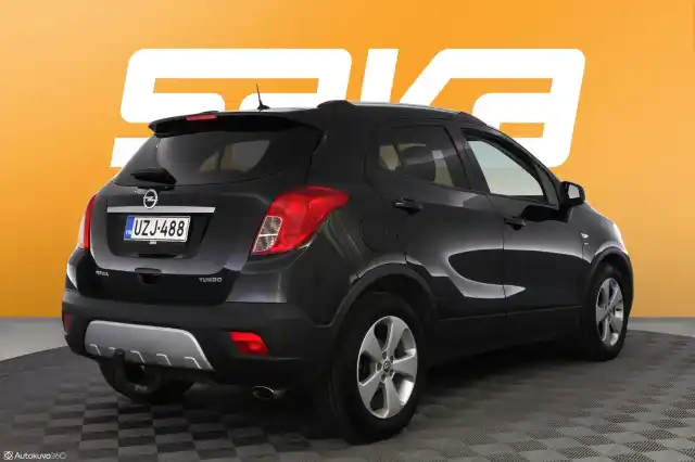 Musta Maastoauto, Opel Mokka – UZJ-488