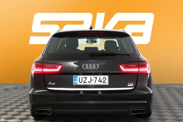 Musta Farmari, Audi A6 – UZJ-742