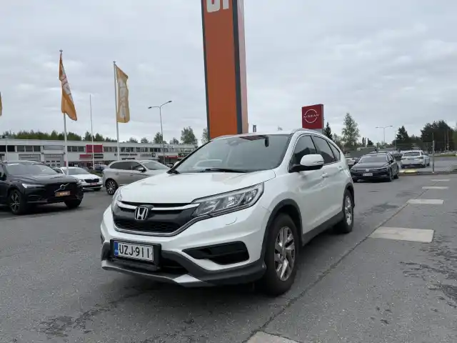 Valkoinen Maastoauto, Honda CR-V – UZJ-911