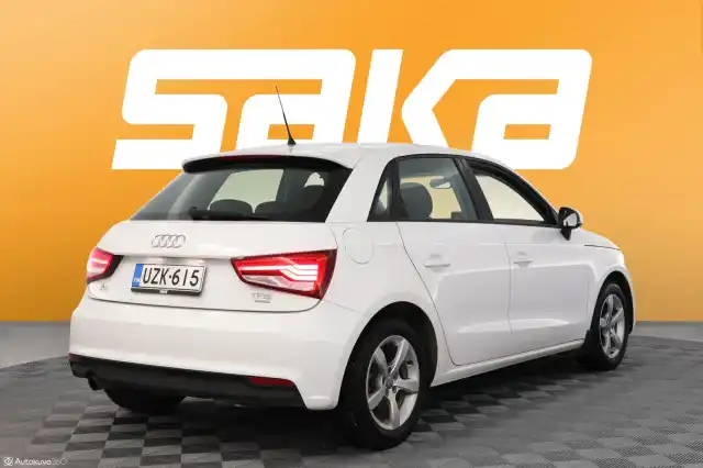 Valkoinen Viistoperä, Audi A1 – UZK-615