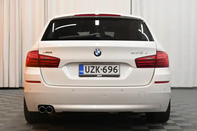 Valkoinen Farmari, BMW 520 – UZK-696