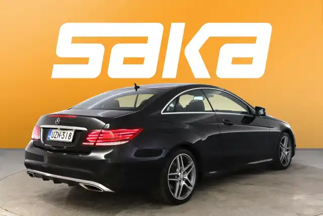 Musta Coupe, Mercedes-Benz E – UZN-318