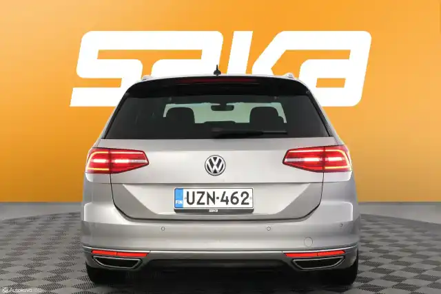 Ruskea (beige) Farmari, Volkswagen Passat – UZN-462