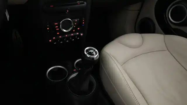 Ruskea Viistoperä, Mini Cooper S – UZO-575