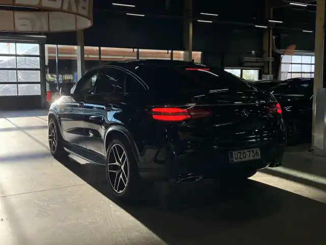 Musta Coupe, Mercedes-Benz GLE – UZO-736