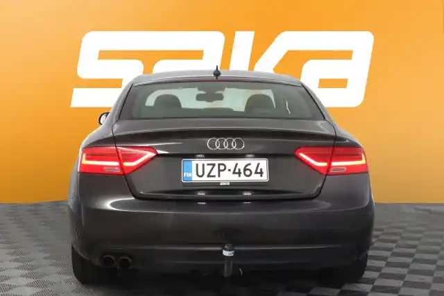 Harmaa Viistoperä, Audi A5 – UZP-464