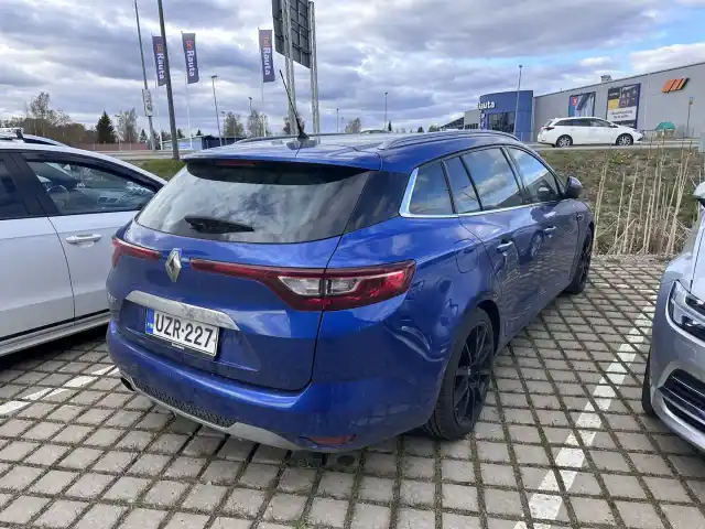 Sininen Farmari, Renault Megane – UZR-227