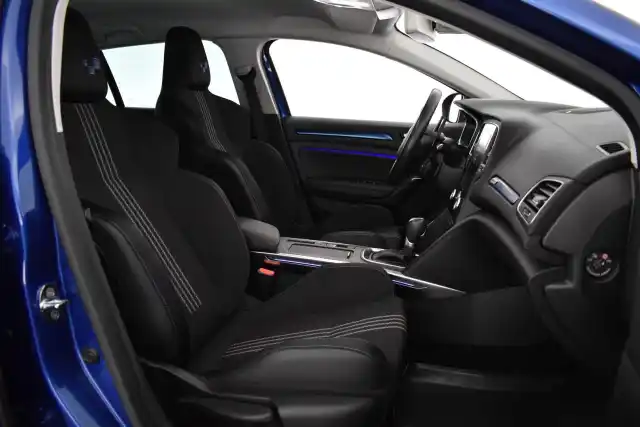 Sininen Farmari, Renault Megane – UZR-227