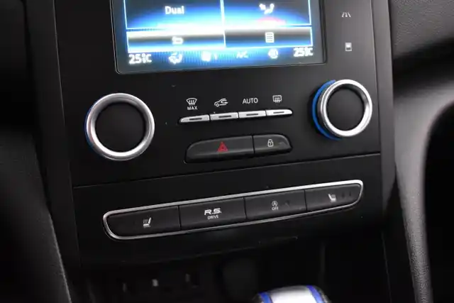 Sininen Farmari, Renault Megane – UZR-227