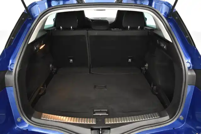Sininen Farmari, Renault Megane – UZR-227