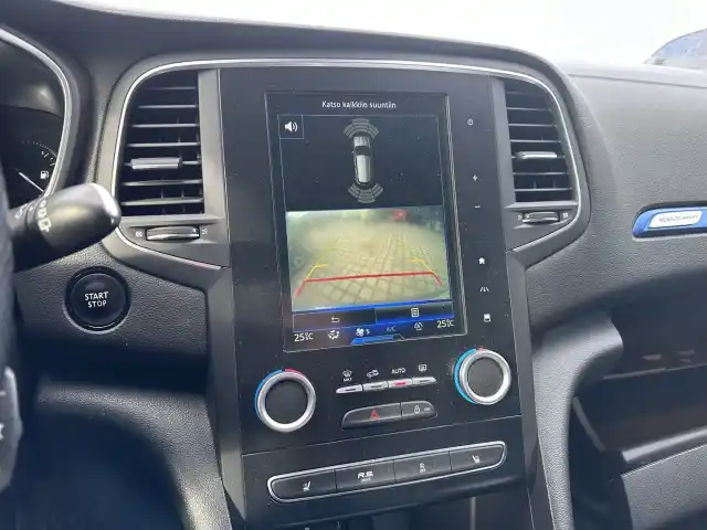 Sininen Farmari, Renault Megane – UZR-227