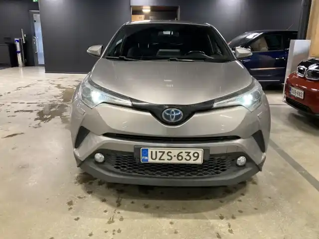 Hopea Maastoauto, Toyota C-HR – UZS-639