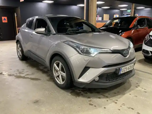 Hopea Maastoauto, Toyota C-HR – UZS-639