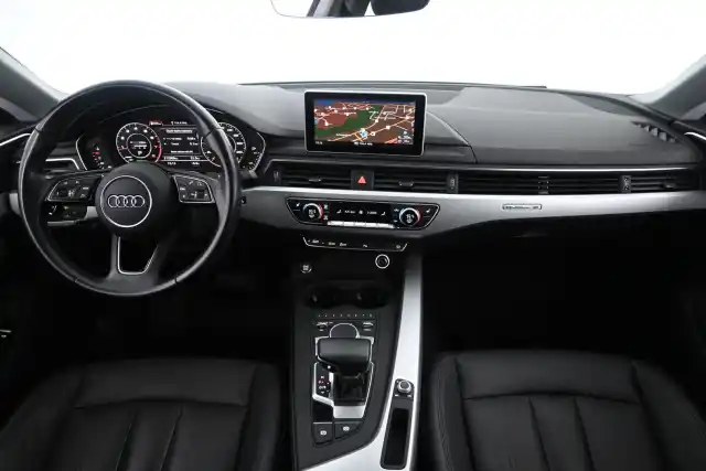 Musta Viistoperä, Audi A5 – UZS-765