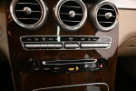 Harmaa Maastoauto, Mercedes-Benz GLC – UZS-963, kuva 19