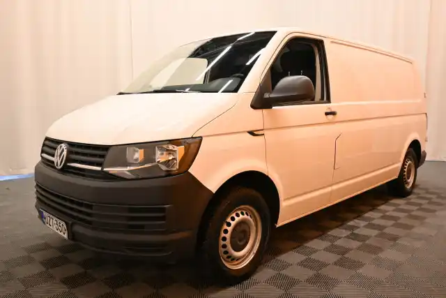 Valkoinen Pakettiauto, Volkswagen Transporter – UZT-350