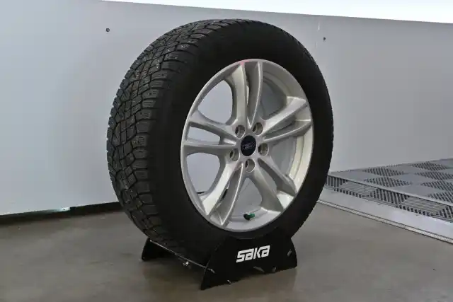Punainen Farmari, Ford Mondeo – UZT-764