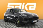 Musta Maastoauto, Porsche Cayenne – UZV-563, kuva 1