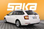 Valkoinen Farmari, Skoda Octavia – UZX-623, kuva 5