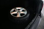 Musta Farmari, Volkswagen Passat – UZY-301, kuva 10
