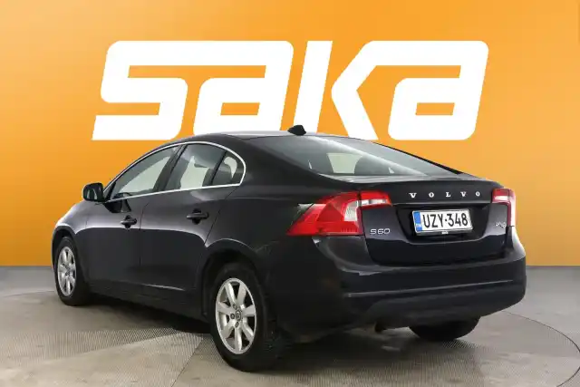 Musta Sedan, Volvo S60 – UZY-348