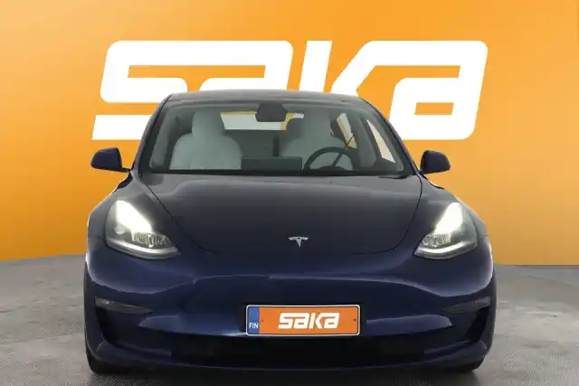 Sininen Viistoperä, Tesla Model 3 – VAR-00141