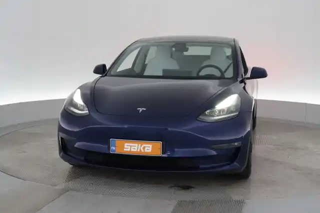 Sininen Viistoperä, Tesla Model 3 – VAR-00141