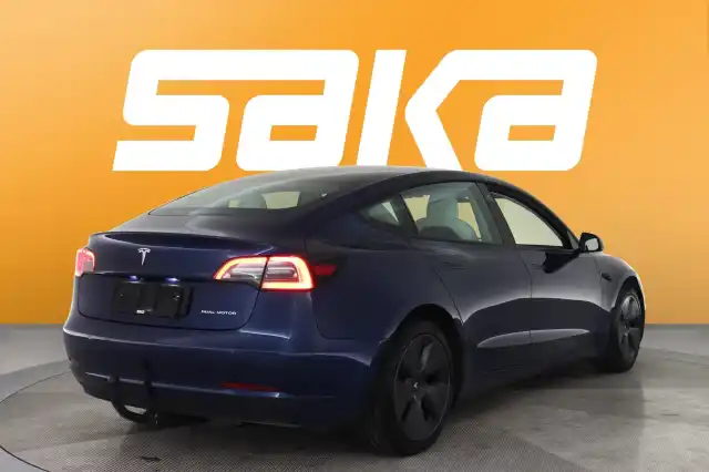 Sininen Viistoperä, Tesla Model 3 – VAR-00141