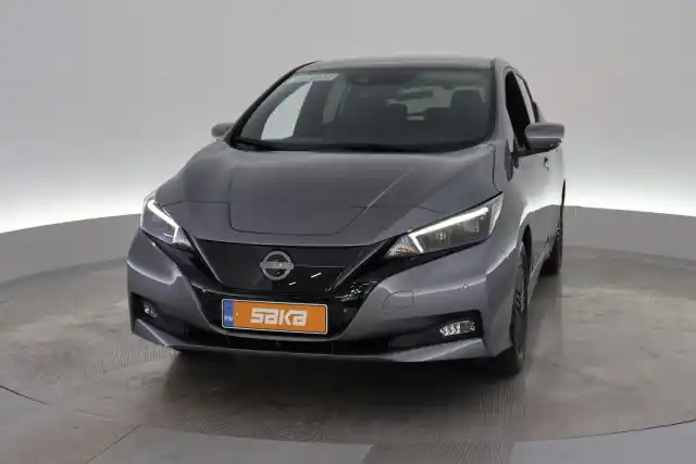 Harmaa Viistoperä, Nissan Leaf – VAR-00144