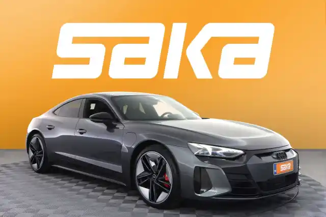 Harmaa Coupe, Audi E-TRON GT RS – VAR-00228