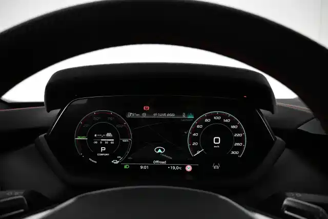 Harmaa Coupe, Audi E-TRON GT RS – VAR-00228