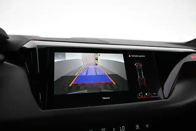 Harmaa Coupe, Audi E-TRON GT RS – VAR-00228