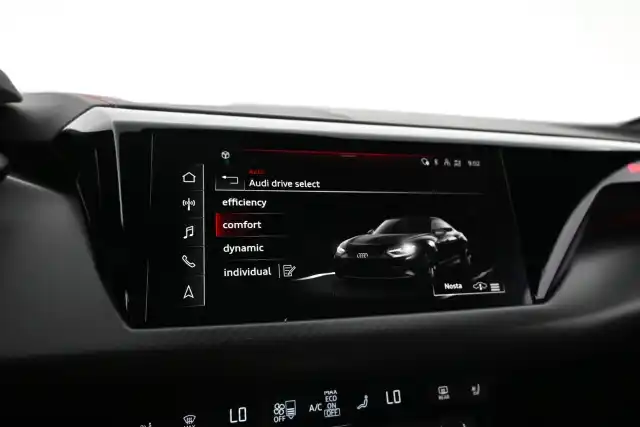 Harmaa Coupe, Audi E-TRON GT RS – VAR-00228