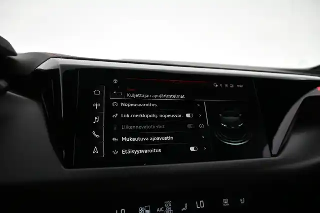 Harmaa Coupe, Audi E-TRON GT RS – VAR-00228