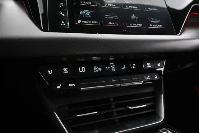 Harmaa Coupe, Audi E-TRON GT RS – VAR-00228