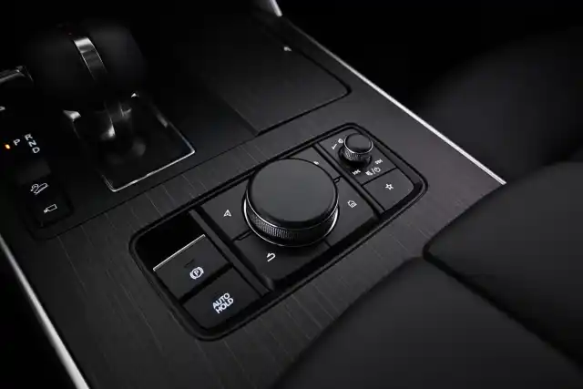 Ruskea Maastoauto, Mazda CX-80 – VAR-00247