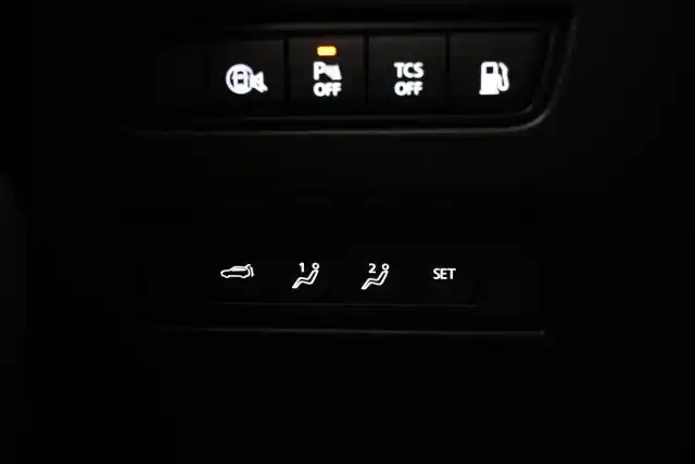Ruskea Maastoauto, Mazda CX-80 – VAR-00247