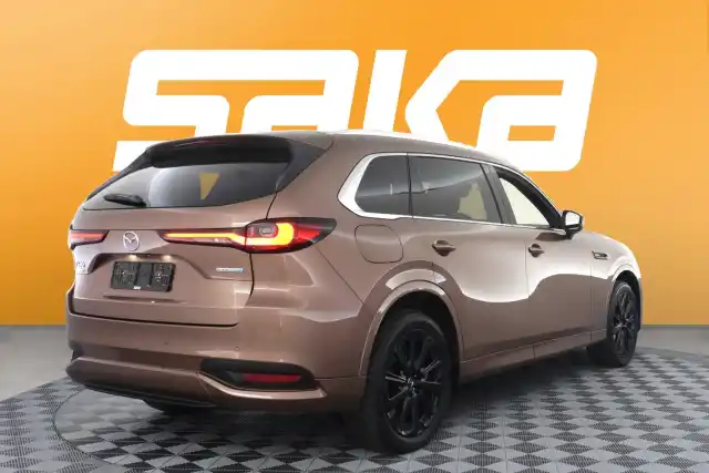 Ruskea Maastoauto, Mazda CX-80 – VAR-00247