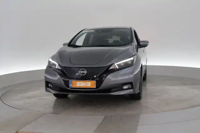 Harmaa Viistoperä, Nissan Leaf – VAR-00348