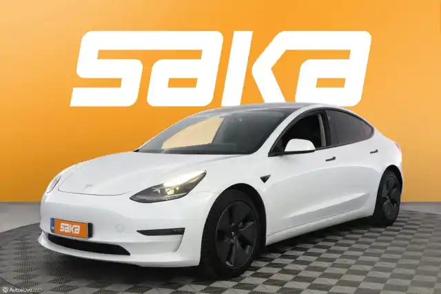 Valkoinen Sedan, Tesla Model 3 – VAR-00472