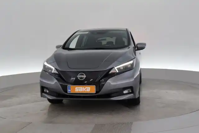 Harmaa Viistoperä, Nissan Leaf – VAR-00544