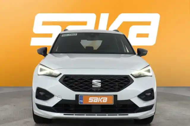 Valkoinen Maastoauto, Seat Tarraco – VAR-00674