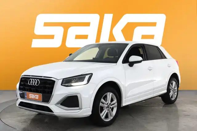 Valkoinen Maastoauto, Audi Q2 – VAR-00685