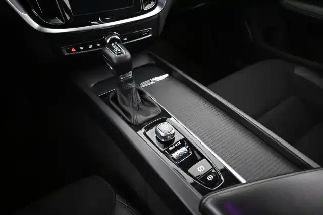  Farmari, Volvo V60 Cross Country – VAR-007093