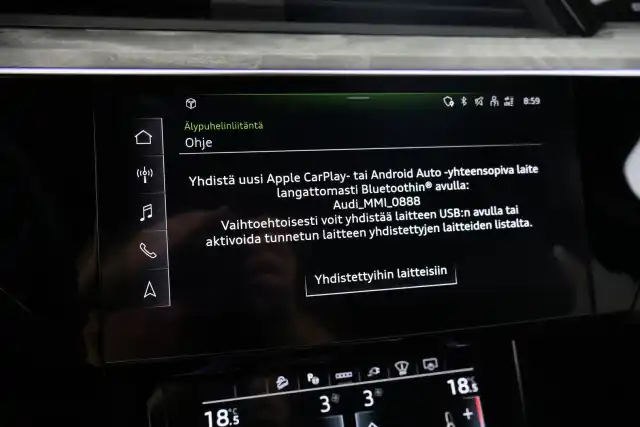 Punainen Coupe, Audi Q8 e-tron – VAR-00888