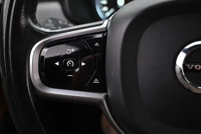 Harmaa Farmari, Volvo V90 – VAR-00944
