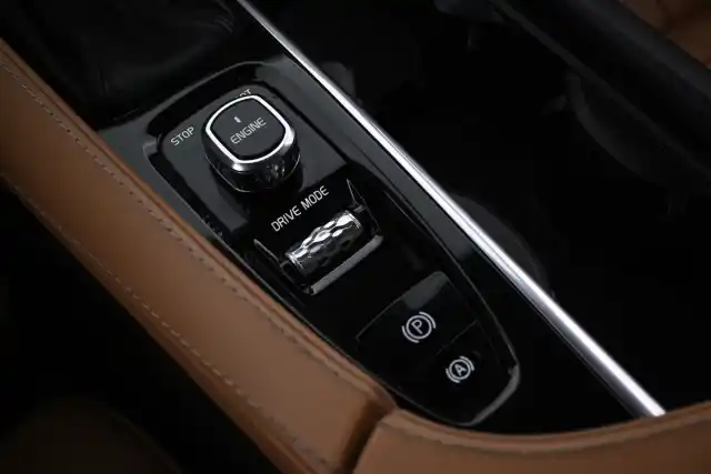 Harmaa Farmari, Volvo V90 – VAR-00944