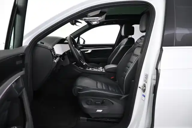  Maastoauto, Volkswagen Touareg – VAR-009600