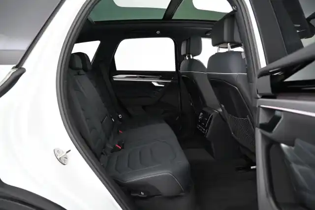  Maastoauto, Volkswagen Touareg – VAR-009600